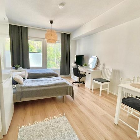 Haalia Homes Linkkitornin Valo Turku Esterno foto