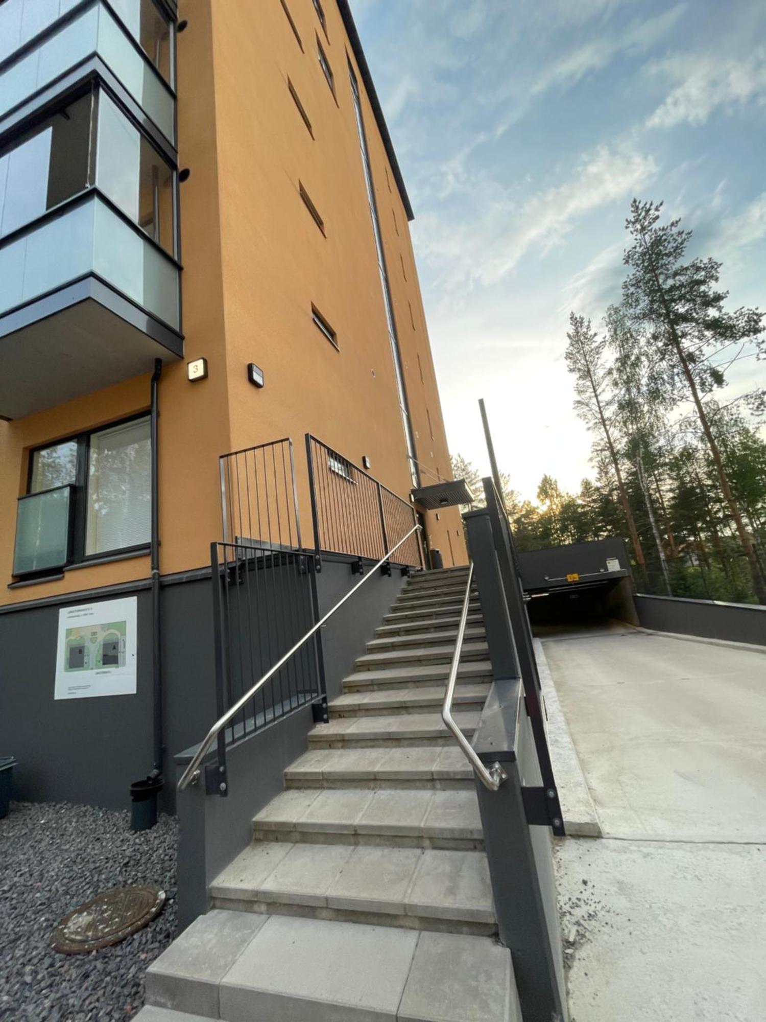 Haalia Homes Linkkitornin Valo Turku Esterno foto
