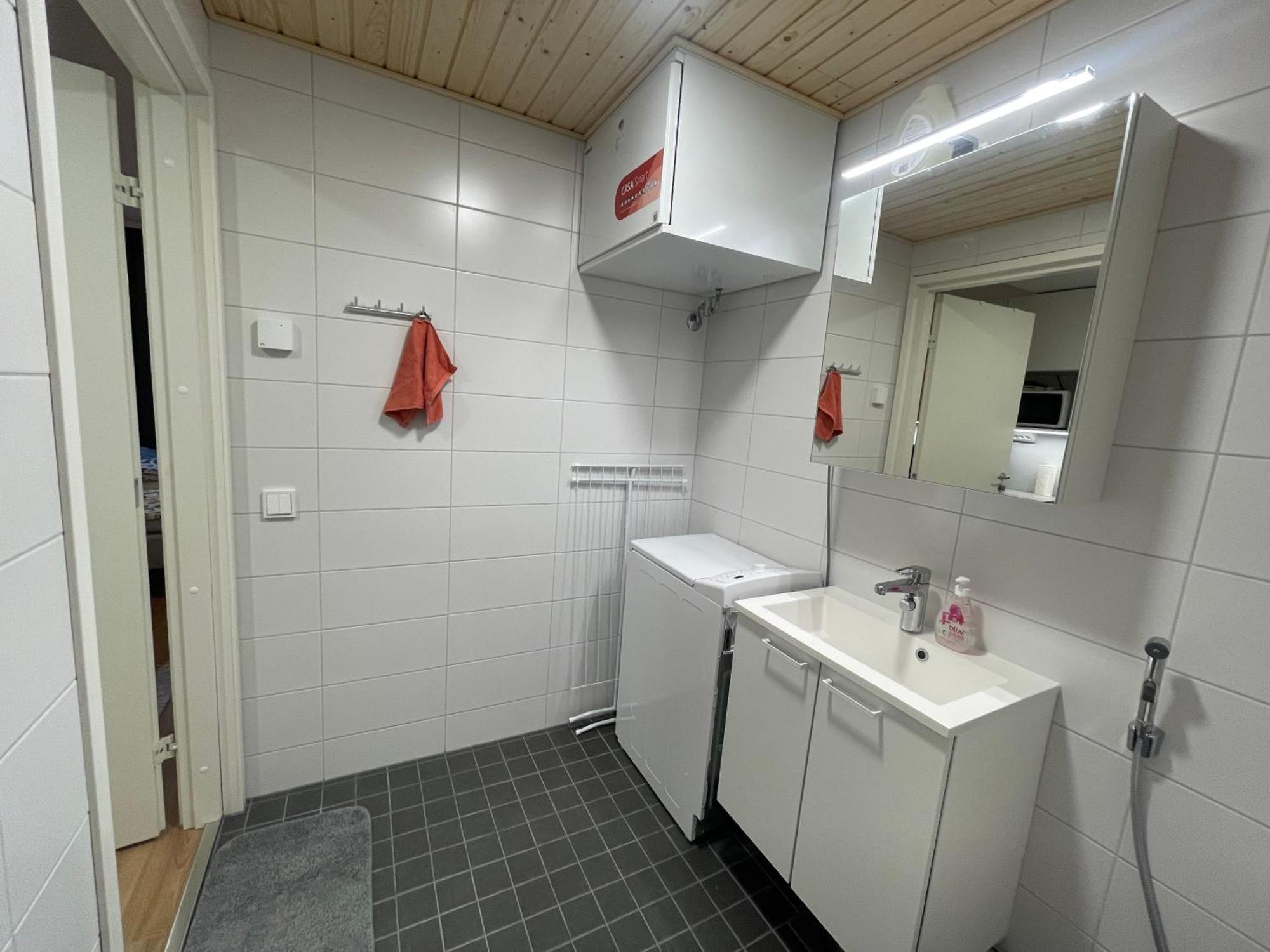 Haalia Homes Linkkitornin Valo Turku Esterno foto